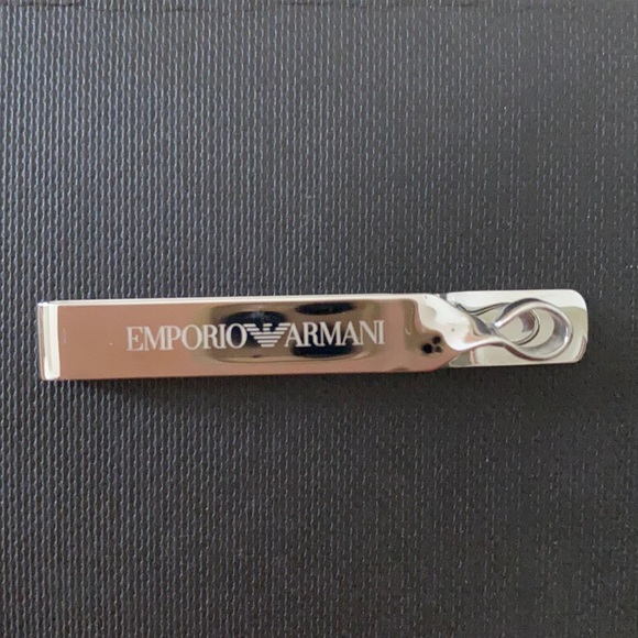armani tie bar